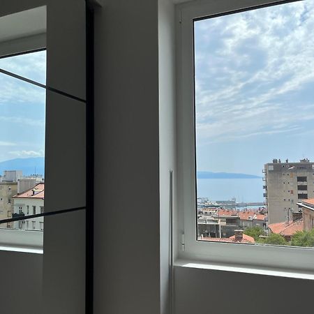 Appartamento Jadabell 1 & 2 With Sea View Fiume Esterno foto