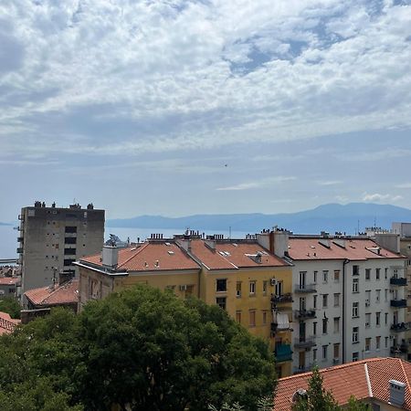 Appartamento Jadabell 1 & 2 With Sea View Fiume Esterno foto