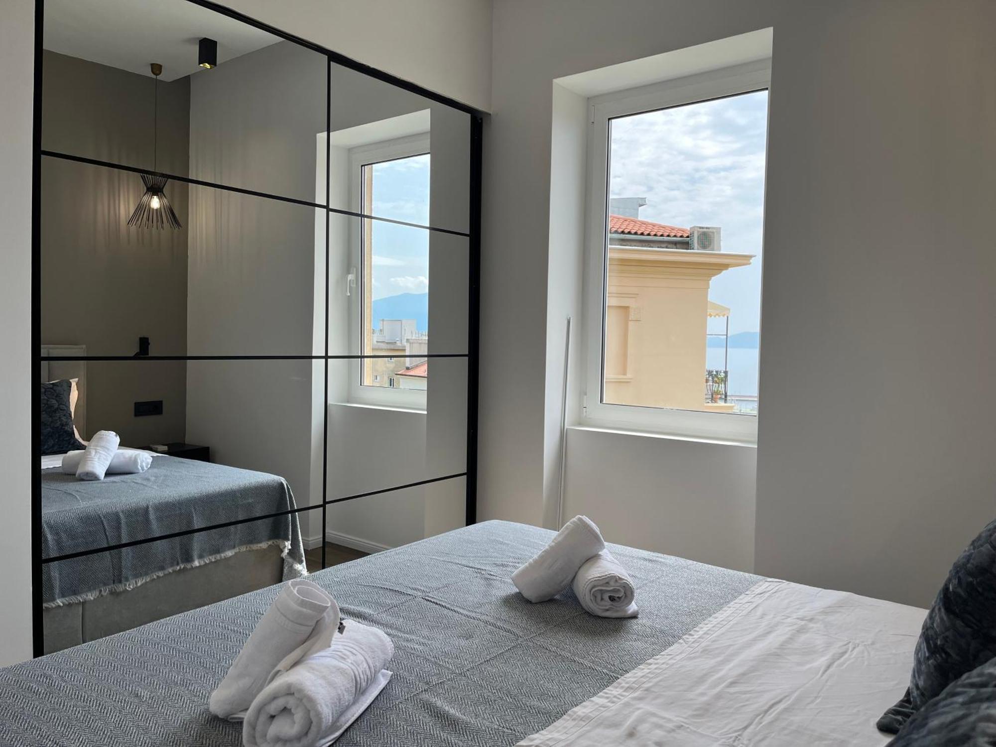 Appartamento Jadabell 1 & 2 With Sea View Fiume Esterno foto